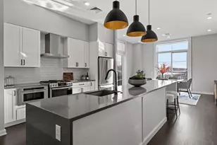 51 Elm St, Laconia, NH 03246 - Photo 2