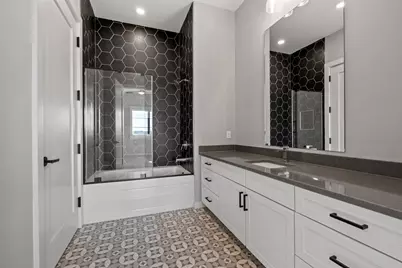 51 Elm Street #305, Laconia, NH 03246 - Photo 18