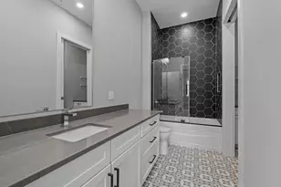 51 Elm St, Laconia, NH 03246 - Photo 18