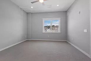 51 Elm St, Laconia, NH 03246 - Photo 16