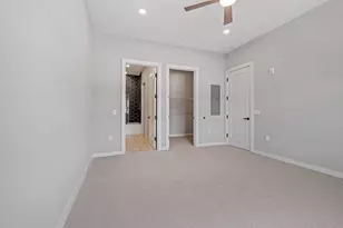 51 Elm St, Laconia, NH 03246 - Photo 12