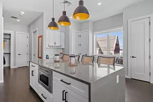 51 Elm St, Laconia, NH 03246 - Photo 8