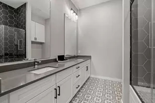 51 Elm St, Laconia, NH 03246 - Photo 14