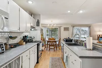 29 Floyd Avenue #11, Lebanon, NH 03784 - Photo 4