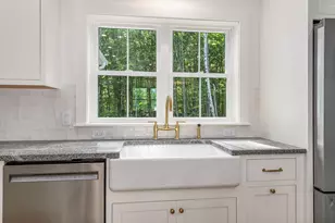 125 Wentworth Dr, Greenland, NH 03840 - Photo 12