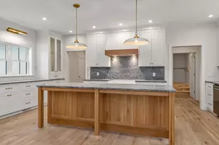 125 Wentworth Dr, Greenland, NH 03840 - Photo 8