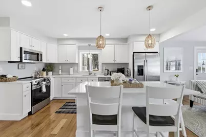 29 Beaver Lake Avenue, Derry, NH 03038 - Photo 10