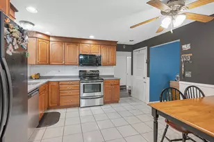 7 Douglas Dr, Salem, NH 03079 - Photo 12