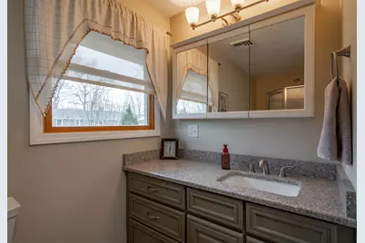 9 Rugby Road, Nashua, NH 03063 - Photo 28