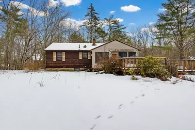 129 Sandown Road, Danville, NH 03819 - Photo 4