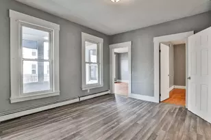 313 Amherst St, Manchester, NH 03104 - Photo 26