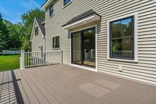 195 Amesbury Rd, Kensington, NH 03833 - Photo 40