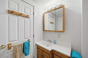33 Tanner St, Concord, NH 03303 - Photo 40