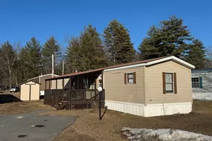 7 Robbins St, Hinsdale, NH 03451 - Photo 18