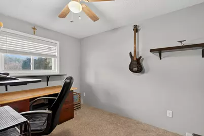 897 Mammoth Road #3, Manchester, NH 03104 - Photo 16