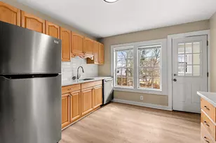 184 Echo Ave, Portsmouth, NH 03801 - Photo 6