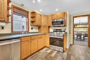 6 Homestead Dr, Derry, NH 03038 - Photo 6