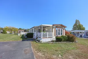 5 Monadnock Dr, Rochester, NH 03867 - Photo 2