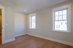 136 Locust St, Dover, NH 03820 - Photo 22