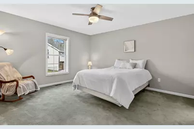 34 Lincoln Drive, Londonderry, NH 03053 - Photo 18