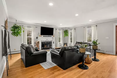 71 Deerwood Hollow, Chester, NH 03036 - Photo 4