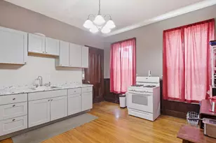 14 Mulberry St, Nashua, NH 03061 - Photo 8