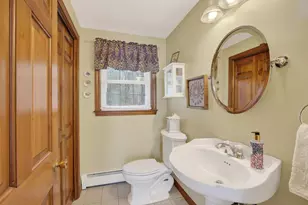 17 Kent St, Windham, NH 03087 - Photo 16