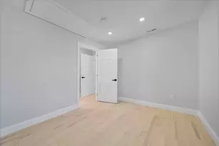 65 Sebbins Pond Dr, Bedford, NH 03110 - Photo 36