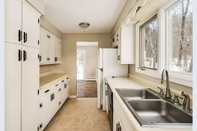 87 Edgewater Drive, Barrington, NH 03825 - Photo 10