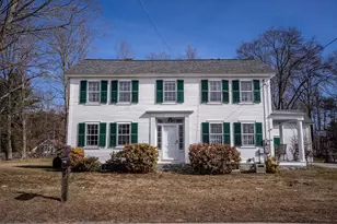 14 Main St, Raymond, NH 03077 - Photo 2