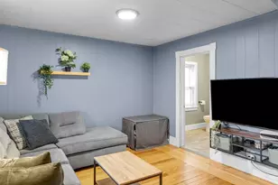 36 S Maple St, Manchester, NH 03103 - Photo 14