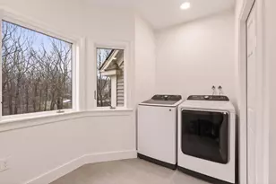 9 Floral St, Windham, NH 03087 - Photo 40