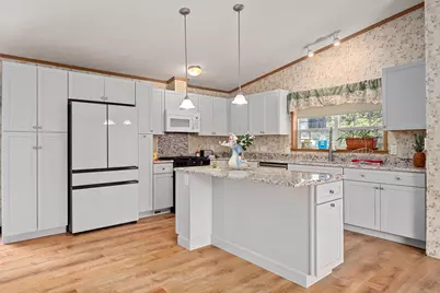 709 S Main Street, Franklin, NH 03235 - Photo 4