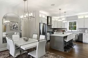 18 Elise Ave, Londonderry, NH 03053 - Photo 2