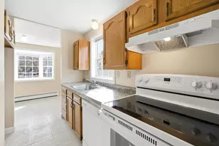 180 Spruce St, Manchester, NH 03103 - Photo 6