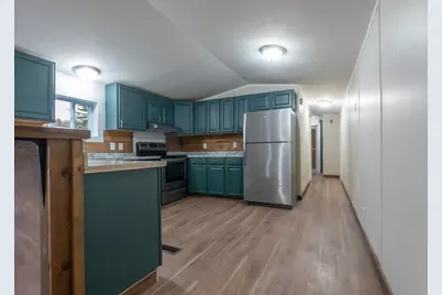18 Springbrook Street, Hinsdale, NH 03451 - Photo 4