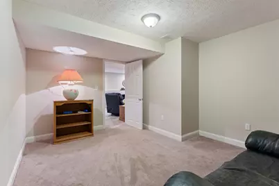 40 Hollow Ridge Drive, Nashua, NH 03062 - Photo 36