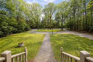 28 Spring Rd, Amherst, NH 03031 - Photo 2