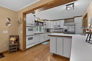 28 Spring Rd, Amherst, NH 03031 - Photo 14