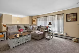 28 Spring Rd, Amherst, NH 03031 - Photo 8