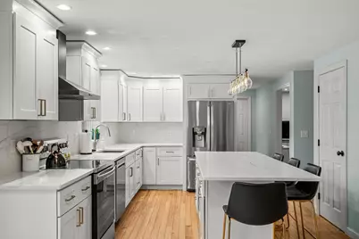 2 Sara Beth Lane, Londonderry, NH 03053 - Photo 6