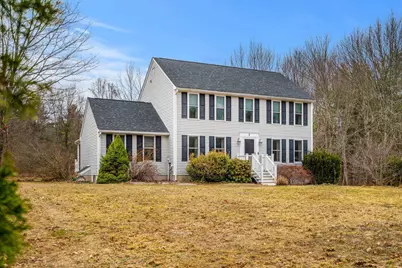 2 Sara Beth Lane, Londonderry, NH 03053 - Photo 2