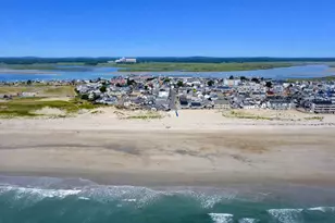 14-16 Dover Ave, Hampton, NH 03842 - Photo 2