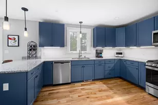 13 Clover Ln, Londonderry, NH 03053 - Photo 6