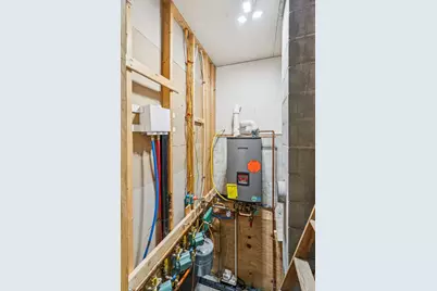 13 Maple Street, Springfield, VT 05150 - Photo 22