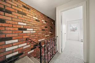 35 Olde Country Village, Londonderry, NH 03053 - Photo 16