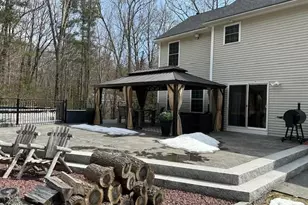 43 Lampton Dr, Derry, NH 03308 - Photo 12