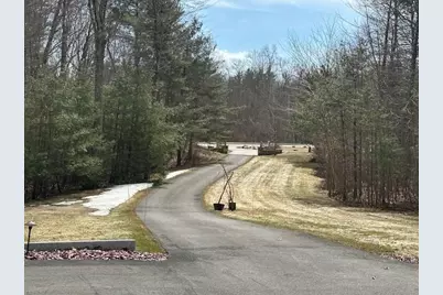 43 Lampton Lane, Derry, NH 03308 - Photo 8