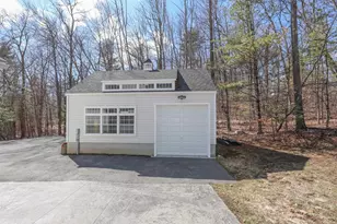 43 Lampton Dr, Derry, NH 03308 - Photo 18