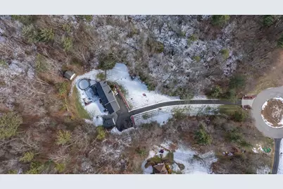 43 Lampton Drive, Derry, NH 03308 - Photo 6